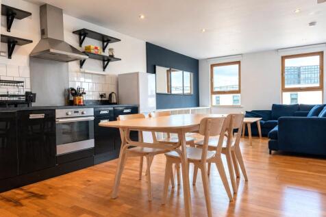 Gateway East, Marsh Lane, Leeds, LS9 photo 3