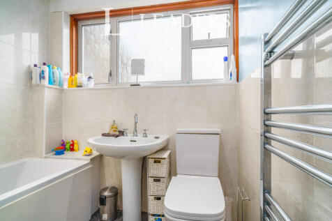 Purford Green, Harlow, CM18 photo 4