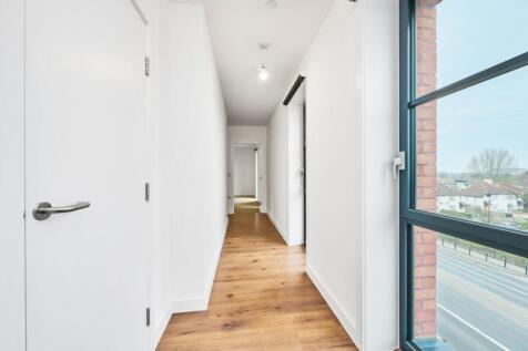 KFH_-_Transport_Hous