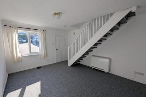 25 Kingsley Court Lounge