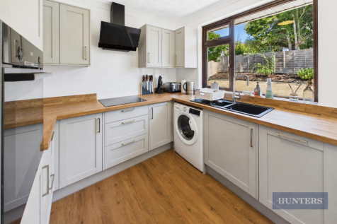 Kitchen Photo.png