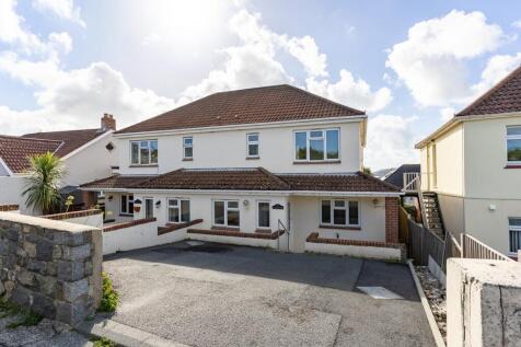2 Chalford, Rue Des Pointues Rocques, St Sampson, GY2. 4 bedroom semi-detached house for sale