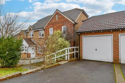 Driveway/Parking
