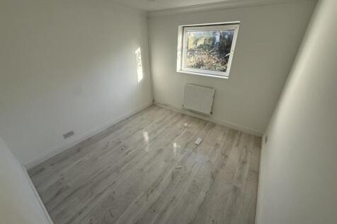 Mackintosh Place, Roath, Cardiff photo 3
