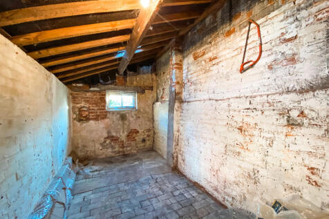 Outbuilding
