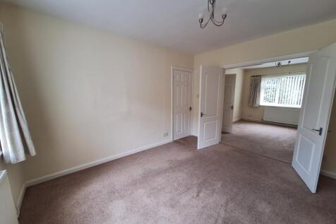 Upton, Chester, Cheshire photo 5