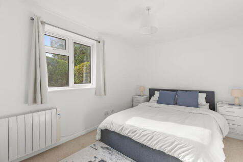 4 Alfred Davis Court, SL7 3EA (LOW RES)-8