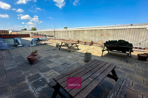 Outdoor seating