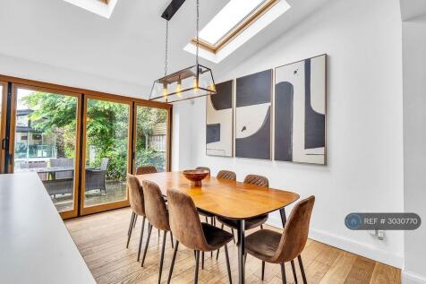 Open Plan Dining Area