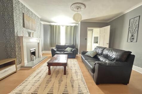 Adolphus Place, Gilesgate, Durham, DH1 photo 3