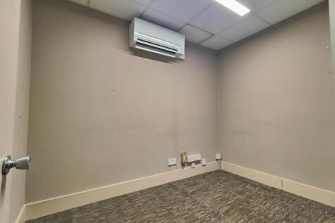 WhatsApp Image 2025-11-17 at 11.57.25_f8fc934b.jpg