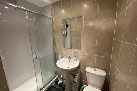 8 Queen Anne Terrace photo 3