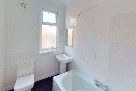 Frensham Road, Southsea, Hampshire, PO4 photo 5