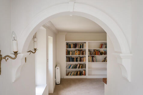 HoneysuckleCottag...