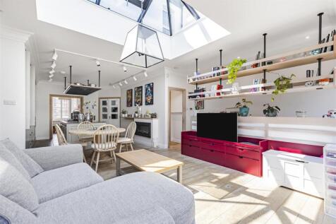 Kitchen/Dining/Family Room