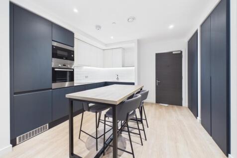 Uhaus,Nobel Way, Manchester photo 3