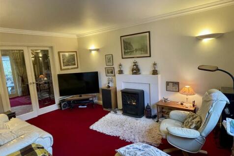 Sitting room IMG_1663.JPEG