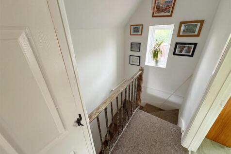 Landing and stairs.jpg