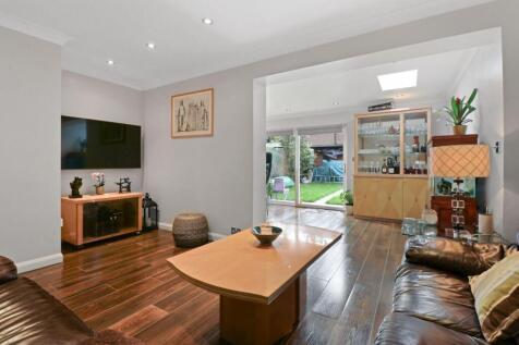 08-0cfb78635 - AM - 2 Thornsett Place se20 7xd-24 