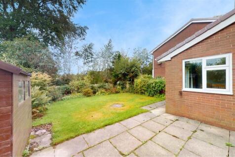 Pinfold Drive Rear Garden