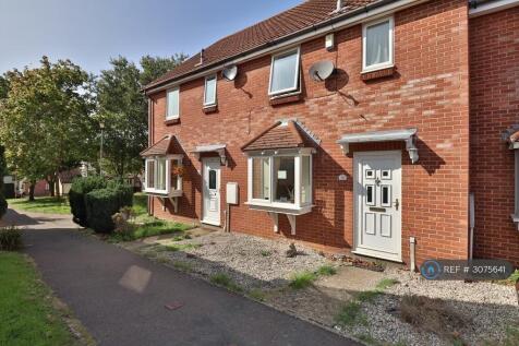 3-bed terraced on Ryders Way, Diss, IP22, £1,025/mo