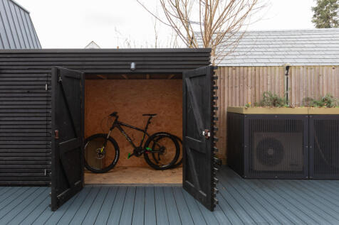 328009 - RF-STABLES-YARD-BR3-042.jpg