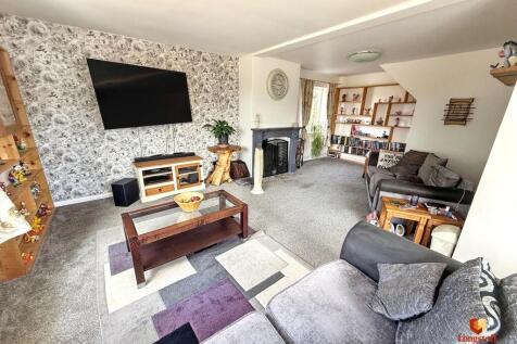 Lounge 1 (3)