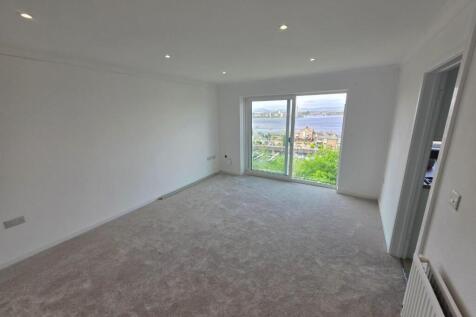 Living Room.jpg