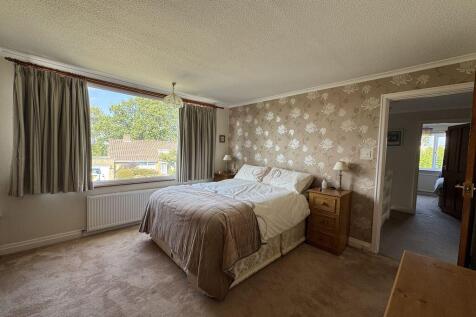 BEDROOM 1 B