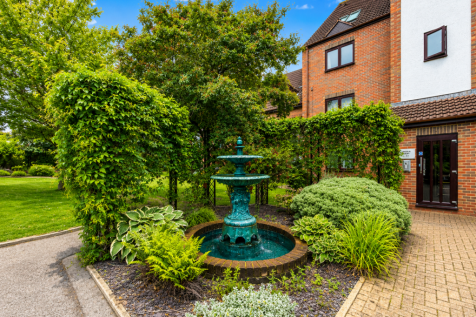 Outside Nottingham Woodstead