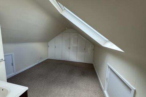 High Street, Street, Somerset photo 3