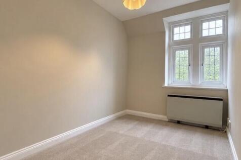 Blewitt Court, Oxford Road, Littlemore, Oxford, Oxfordshire photo 4