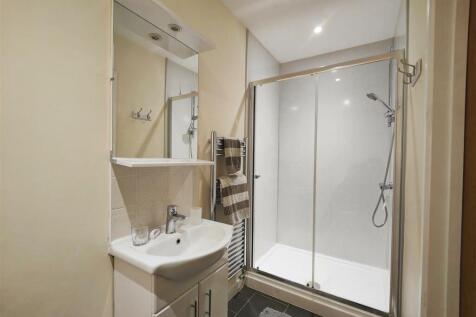 En Suite Shower Room