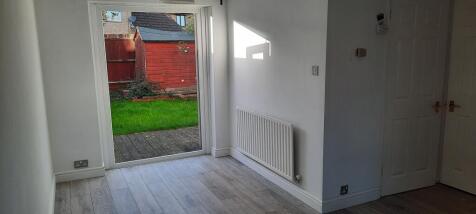 Hendrix Drive, Crownhill, Milton Keynes, MK8 photo 4