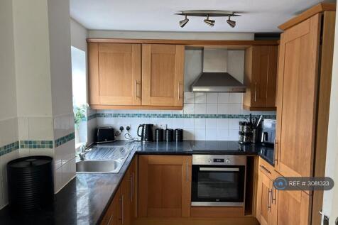 Linden Court, Benfleet, SS7 photo 3