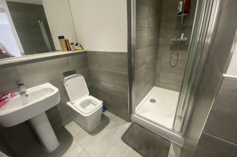 palatinegsdje84438, 16 HS - Bathroom.jpg