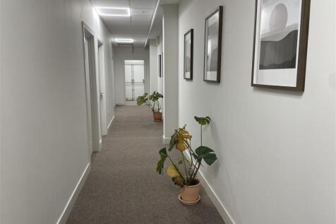 Corridor p4.JPG