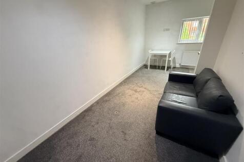 Hanover Street, Bolton photo 3