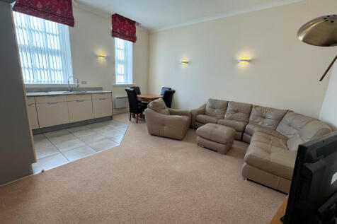 Bailey Avenue, Lytham St. Annes, FY8 photo 3