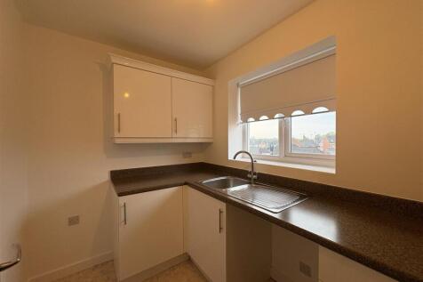 Ledgard Avenue, Leigh photo 5