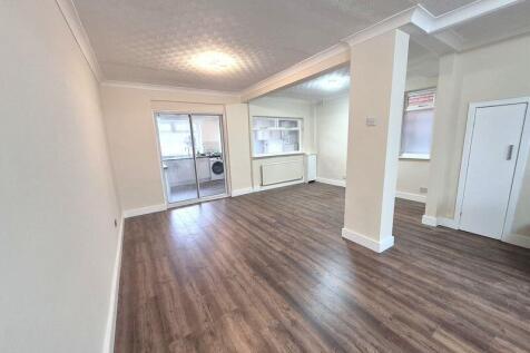 Meadthorpe Road, Great Barr, Birmingham, B44 8UD photo 3