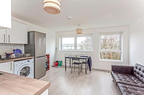 London, SE15 - property photo