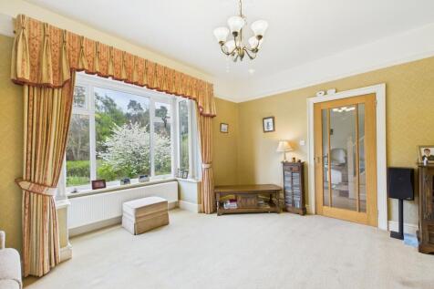 CAM04201G0-PR0075-STILL007