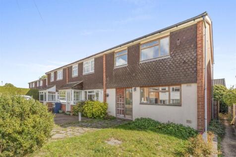 38 Harries Way, HP15 6UE-2.jpg