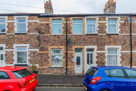 4-bed house on Robert Street, Cathays, £2,240/mo