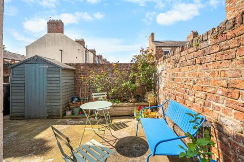 COURTYARD 2