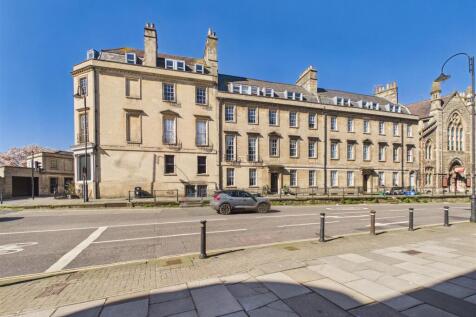 Flat 4, 2 Fountain Buildings, Walcot, Bath BA1 5DU