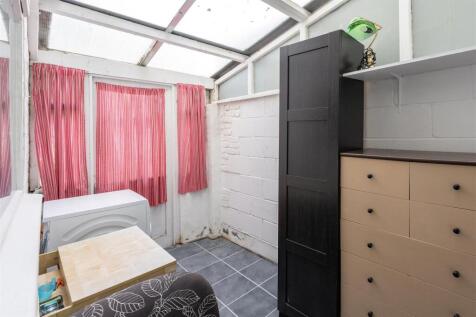 2 bed, 1 bath Terraced in birmingham - Photo 18
