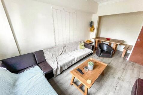 Slade Lane, Manchester, Greater Manchester, M19 photo 3
