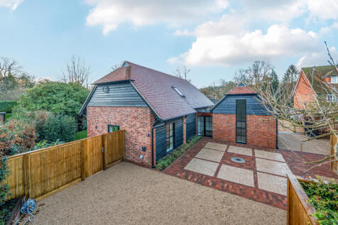 1385414-3-692f060...